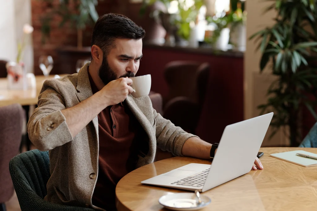 DIY Your Small Business Website Without Spending a Fortune