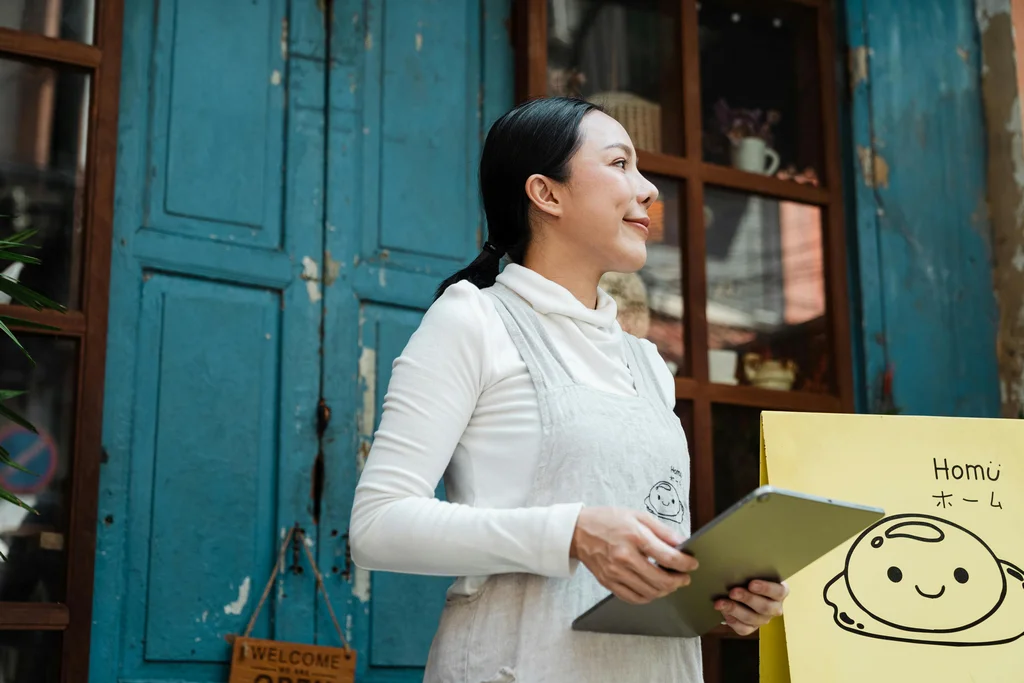 Attract 100 Customers Fast