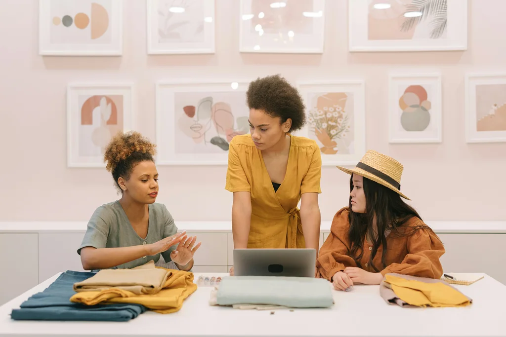 Grow Your Side Business into a Full-Time Success Story